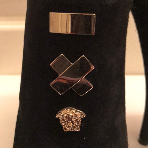 Versace runway booties! - Picture 3 of 6